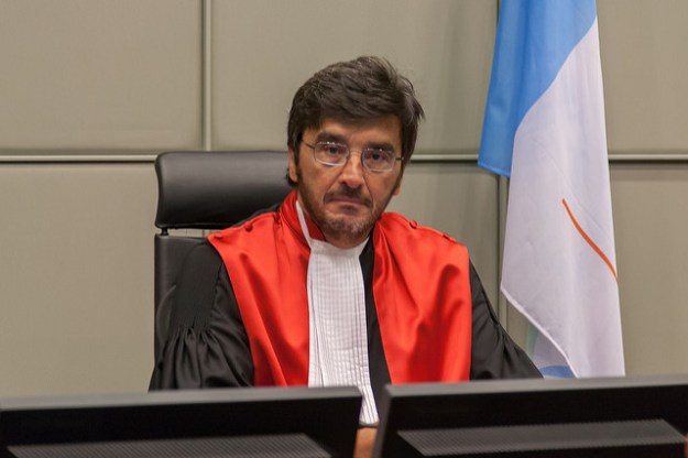 19957164072_583a6a7713_z